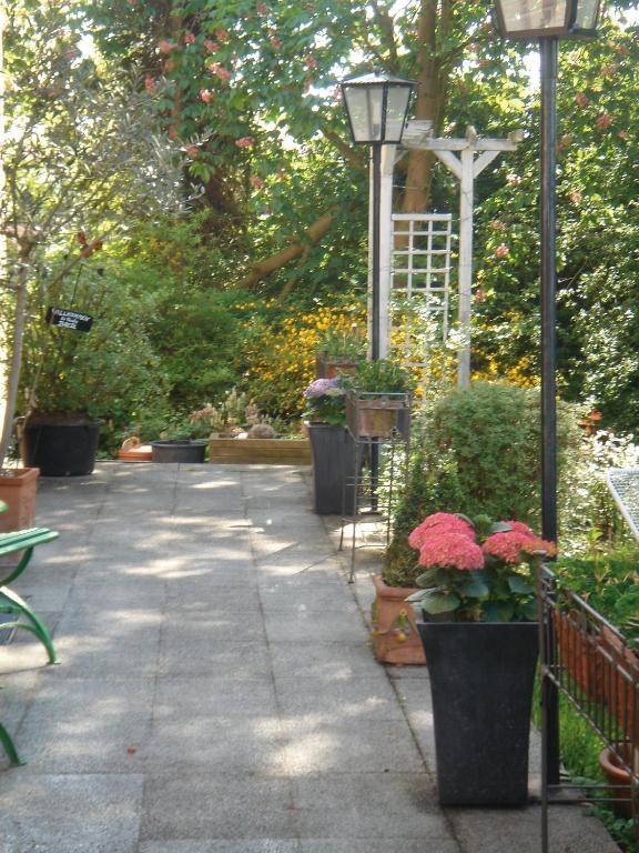 Hotel B&B Bredl In Der Villa Ballestrem Straubing Exterior foto